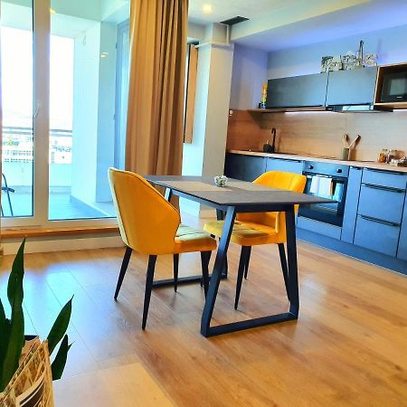 Eriss Studio Suite - Ozone Building Apartment Клуж-Напока Екстер'єр фото