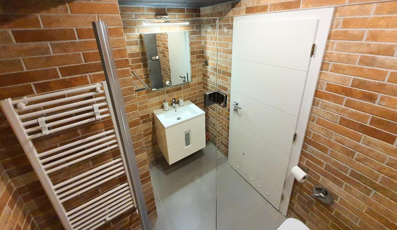 Eriss Studio Suite - Ozone Building Apartment Клуж-Напока Екстер'єр фото